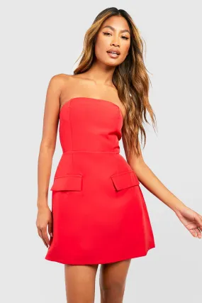 Robe courte ajustée